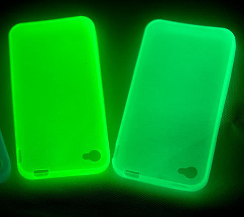 Glow-in-the-Dark Case - iPhone 4 4S